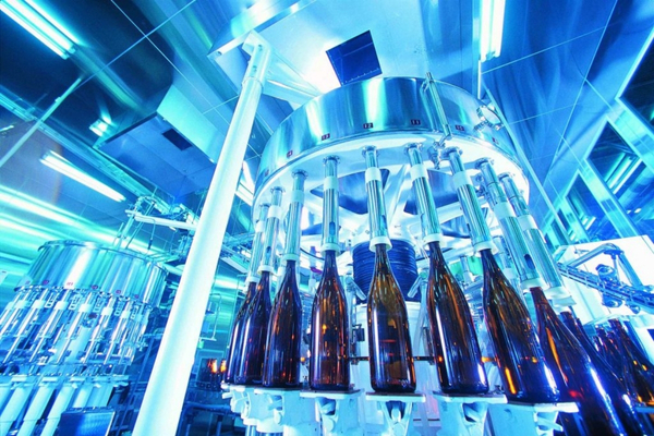 奥の松酒蔵の製造写真